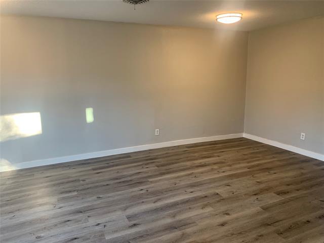 Building Photo - 10004 Olmos Dr