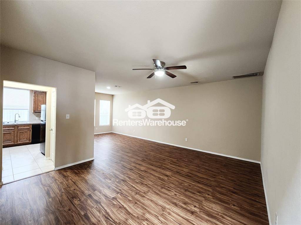 Building Photo - 16530 Pentonshire Ln