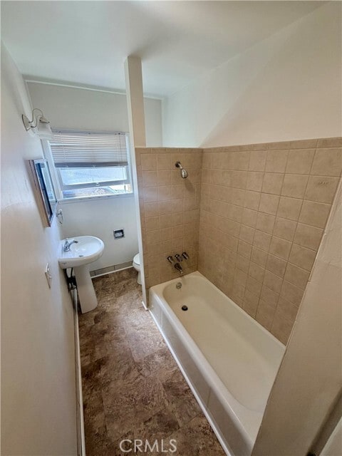 Building Photo - 751 W 26th St