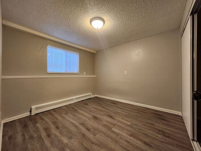 Building Photo - 7135 Alegre Cir