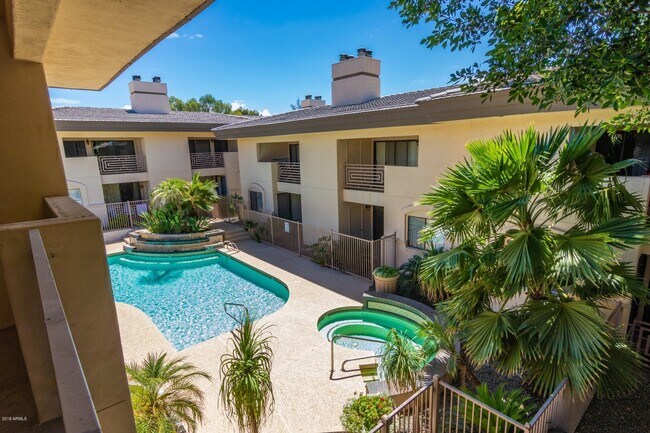 Building Photo - 3235 E Camelback Rd