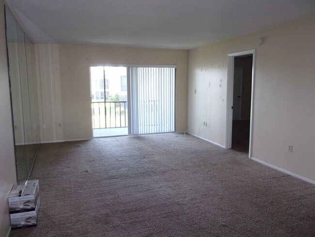 Building Photo - 256 Cypress Lane