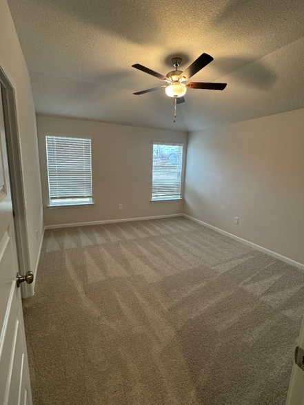 Building Photo - 893 N Buckeye St