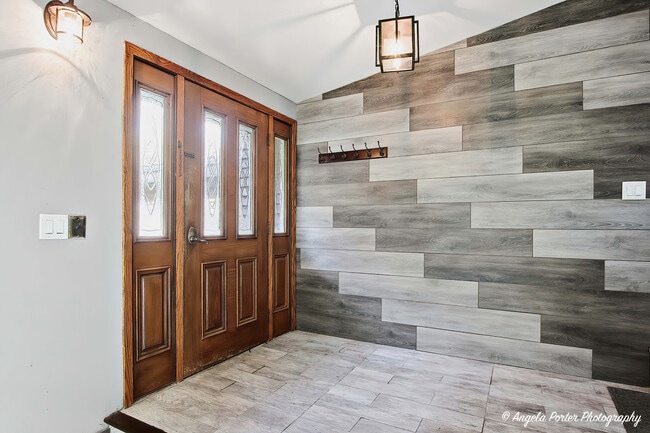 Building Photo - 34679 N Hiawatha Trl