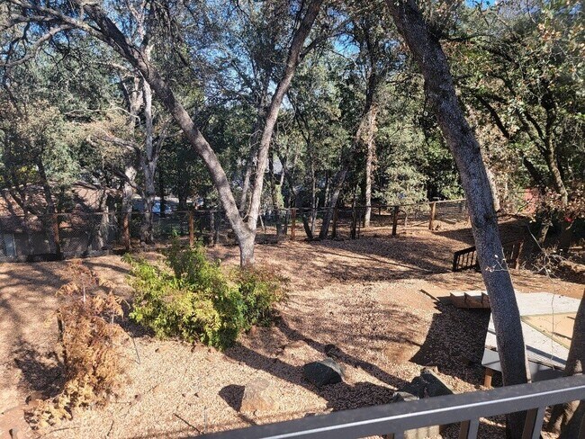 Building Photo - Very Nice 3bd 2 bath House for rent in Cameron Park