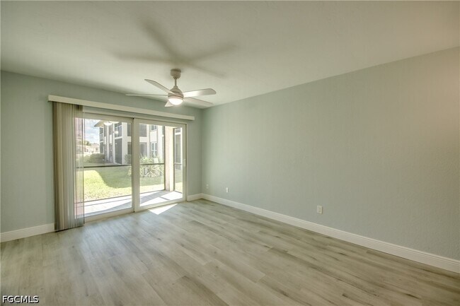 Building Photo - 16881 Davis Rd