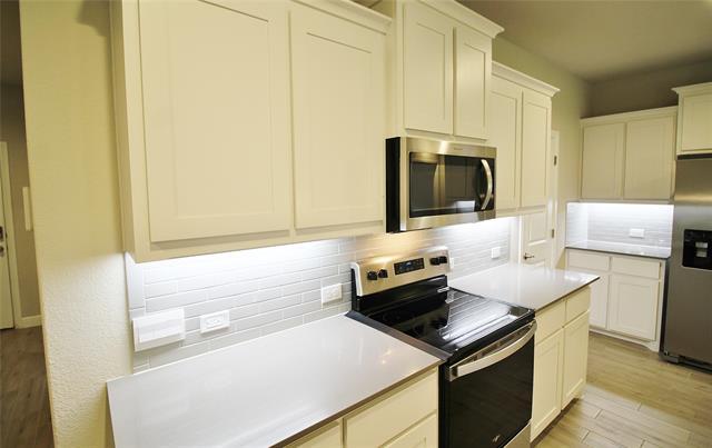 Building Photo - 1449 Bennett Dr