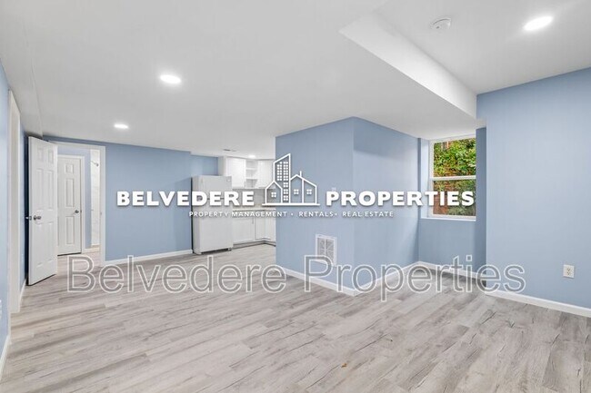 Building Photo - 437 W 24th St