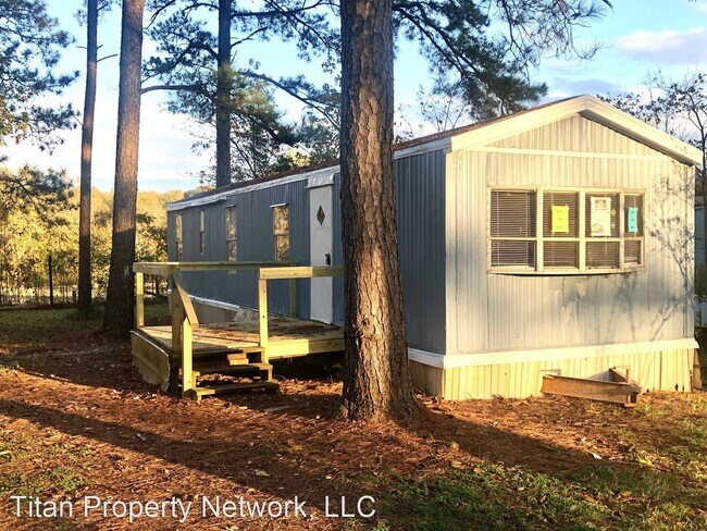 Primary Photo - 2 br, 1 bath House - 11 Peaceful Pines