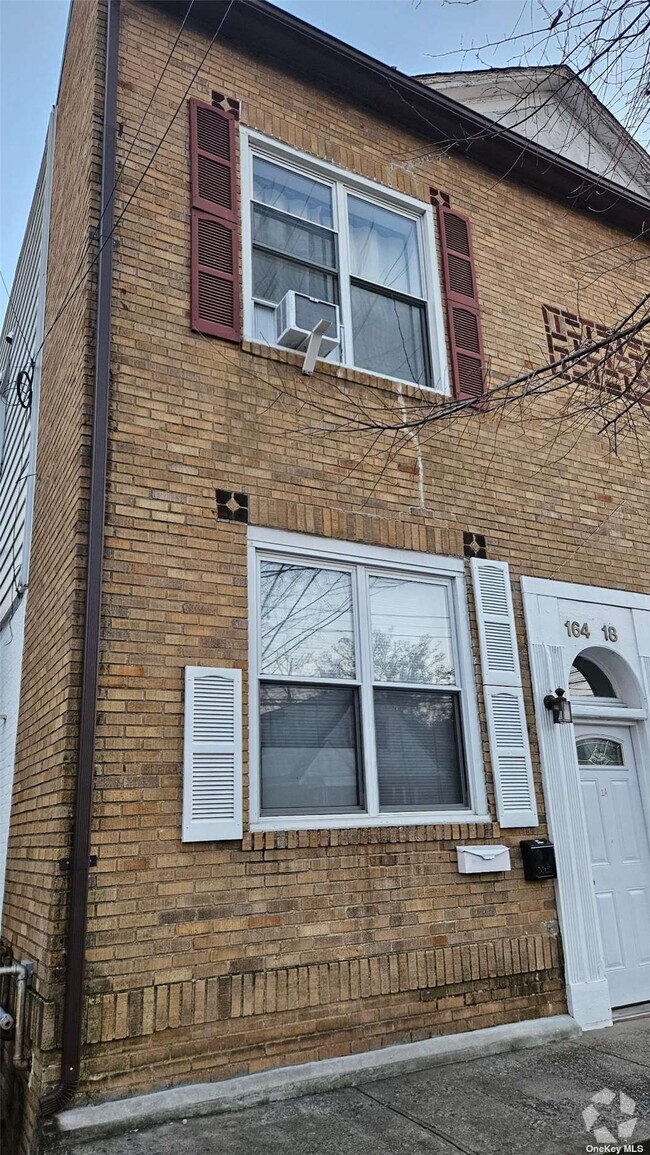 Building Photo - 164-18 77th Rd