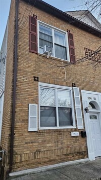 Building Photo - 164-18 77th Rd