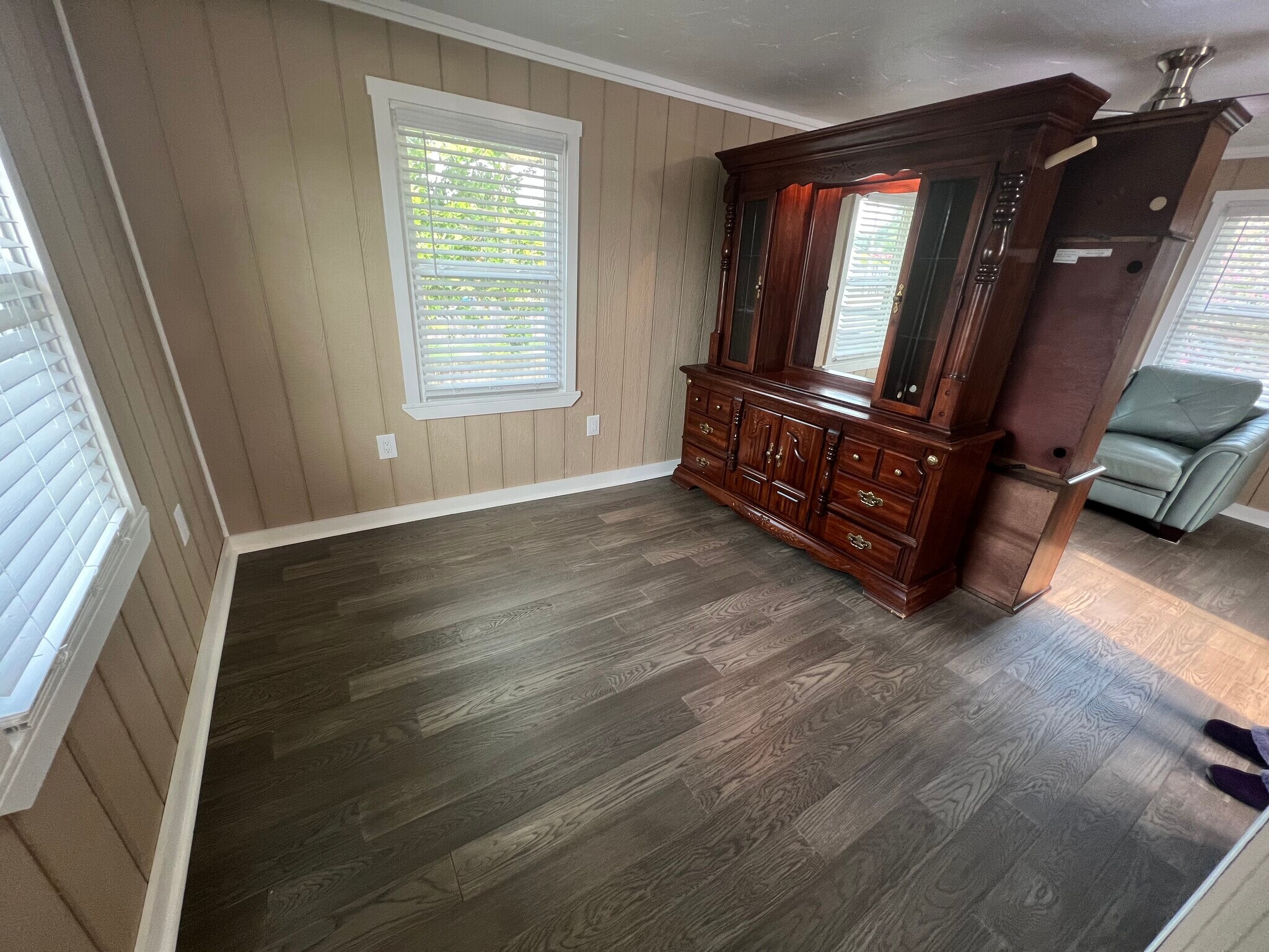 Building Photo - 2210 Broadway St