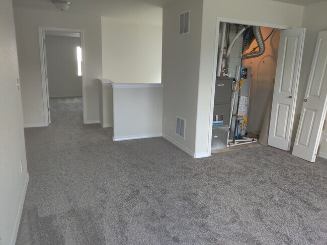 Building Photo - New Home in Enclaves - Close to Barnes Rd!
