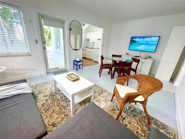 Building Photo - 8036 Harding Ave