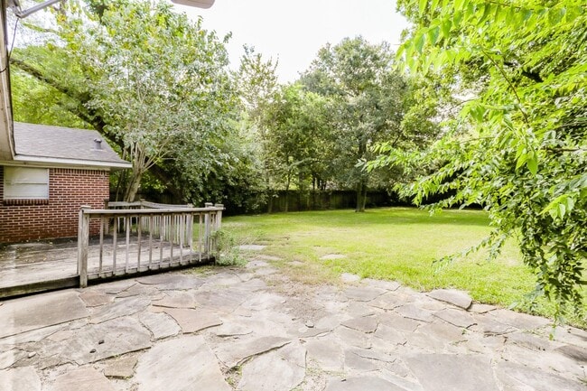 Building Photo - 9753 Tappenbeck Dr