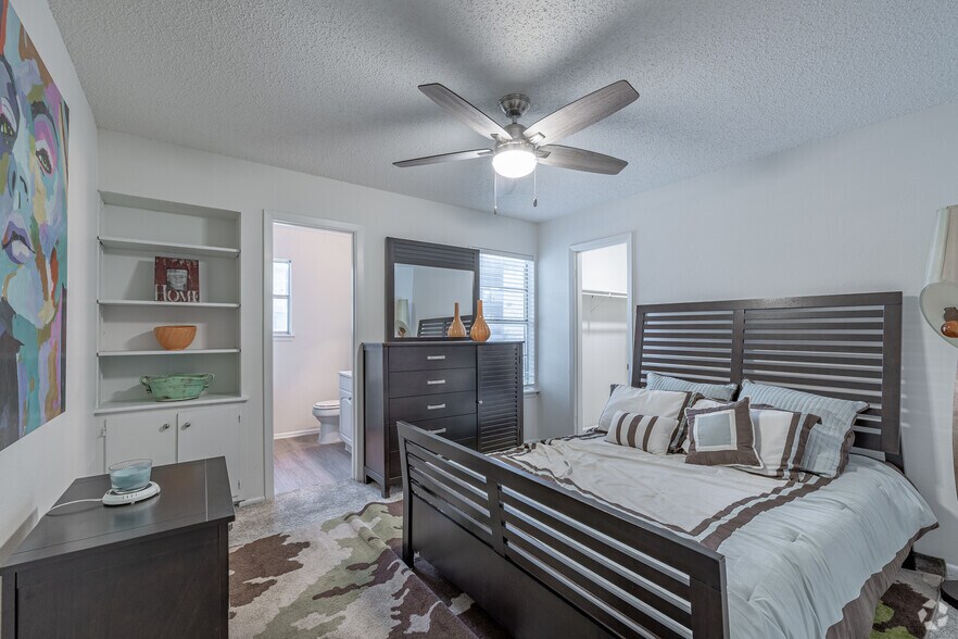 Diamond Ridge 5235 Glen Ridge Dr San Antonio TX 78229 Apartment Finder