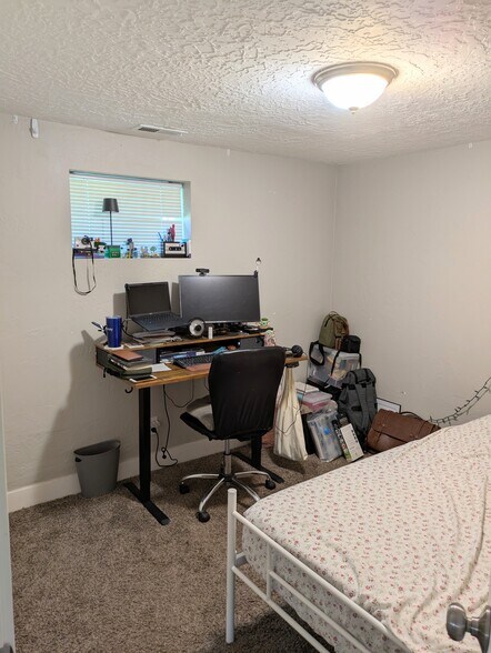 bedroom 1 - 3771 Orchard Ave