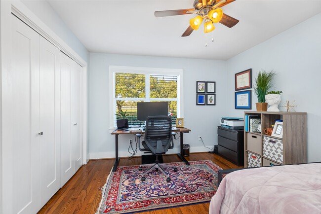 Building Photo - 3615 Murworth Dr