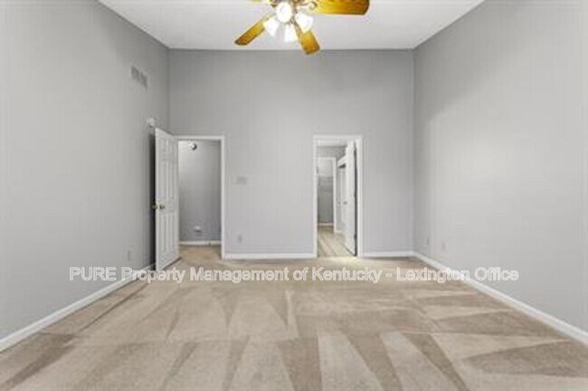 Building Photo - 872 Burkewood Dr