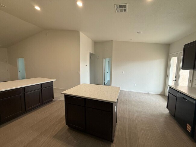 Building Photo - BRAND NEW Desert Sky Townhouse