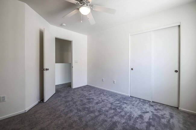 Building Photo - Modern Mountain’s Edge Townhouse with Community Amenities!