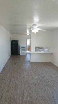 Building Photo - Corbett