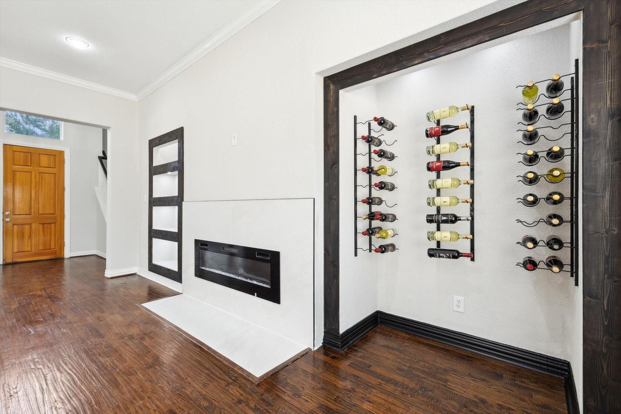Building Photo - 6043 Fieldstone Dr