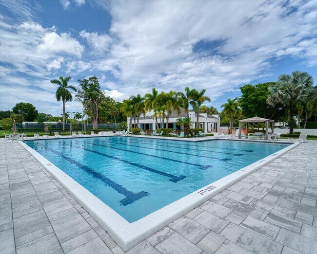 Building Photo - 2908 Banyan Blvd Cir NW