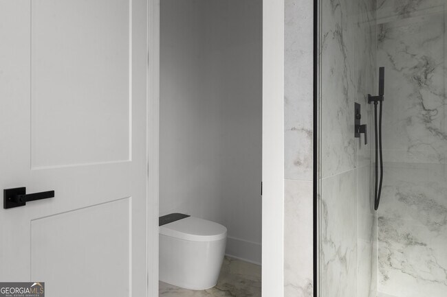 Building Photo - 407 Thunder Rd