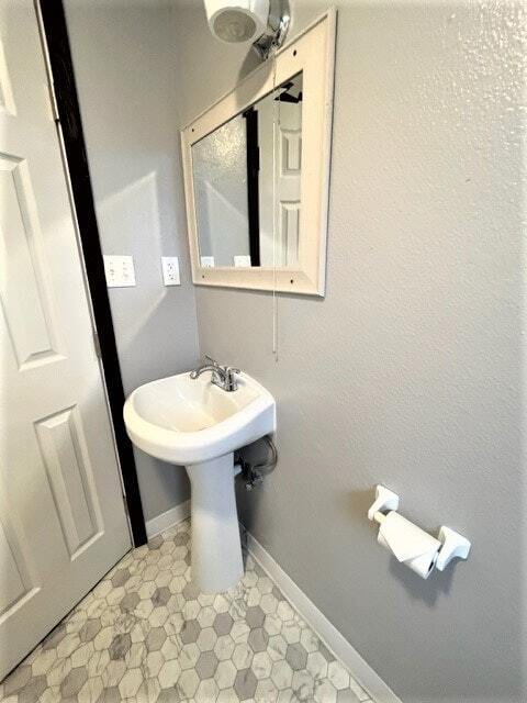 Building Photo - 2731 E St