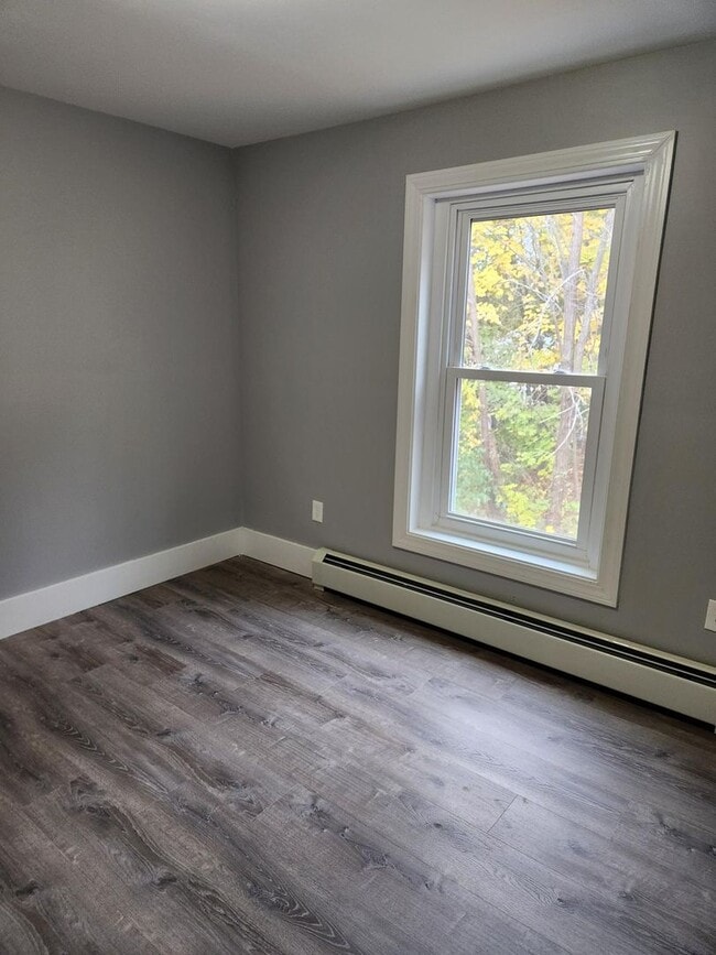 Building Photo - Full renovation 2024 - New 2 bedroom unit !