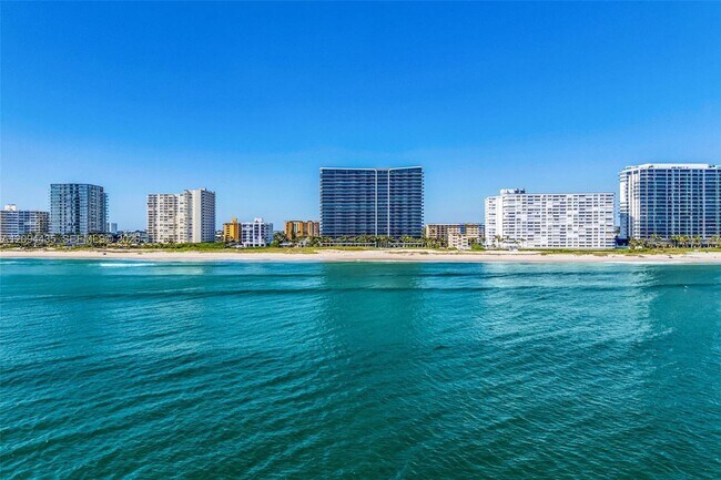 Building Photo - 900 N Ocean Blvd