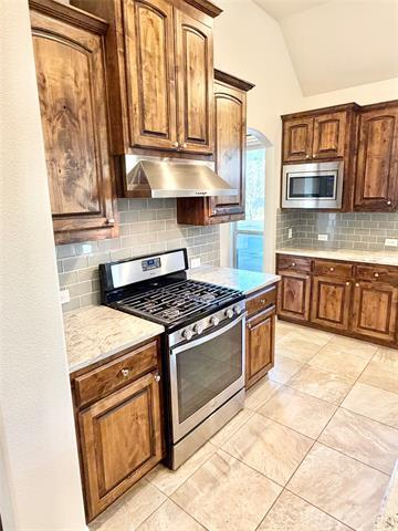 Building Photo - 1500 Grove Dr