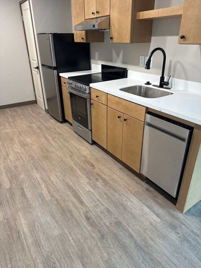 Building Photo - Beautiful, Brand New Studio Near CSU!