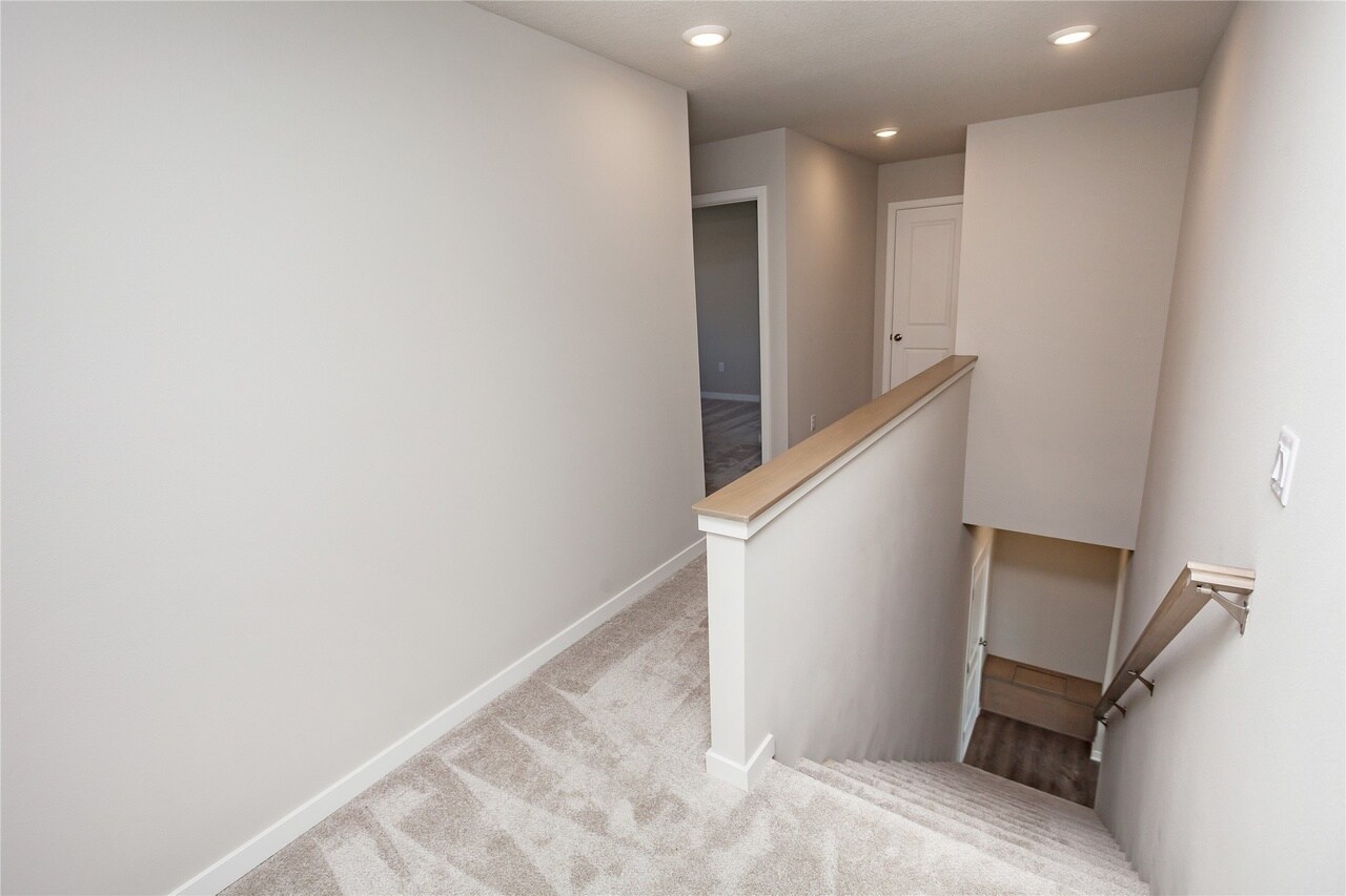 Building Photo - 6129 Tungsten Dr