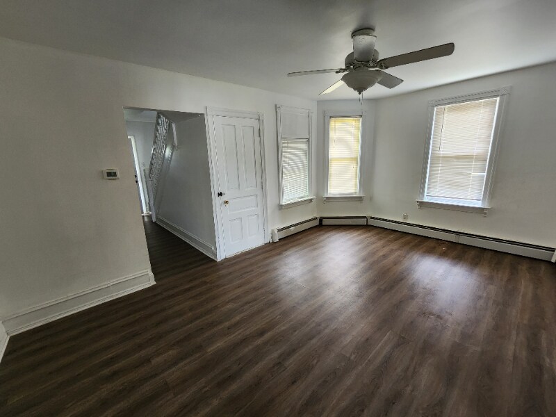 Building Photo - 248 S Hellertown Ave
