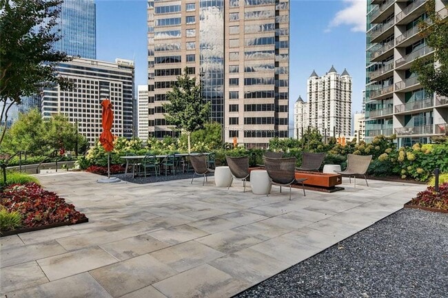 Building Photo - 1080 Peachtree St NE