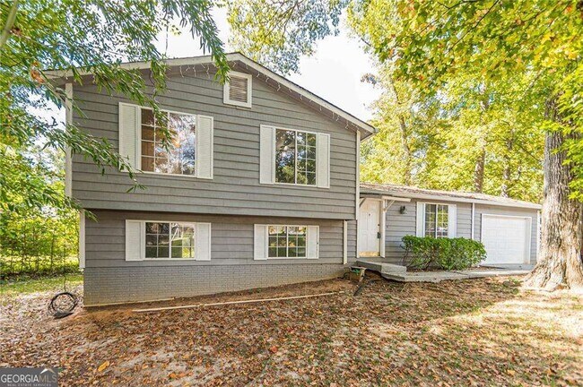 Primary Photo - 806 Houndstooth Trail NW