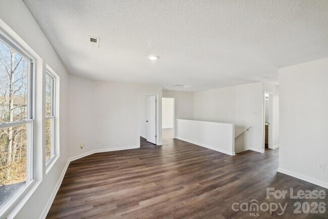 Building Photo - 776 Ladino Lane