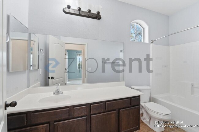 Building Photo - 7508 S 27th St