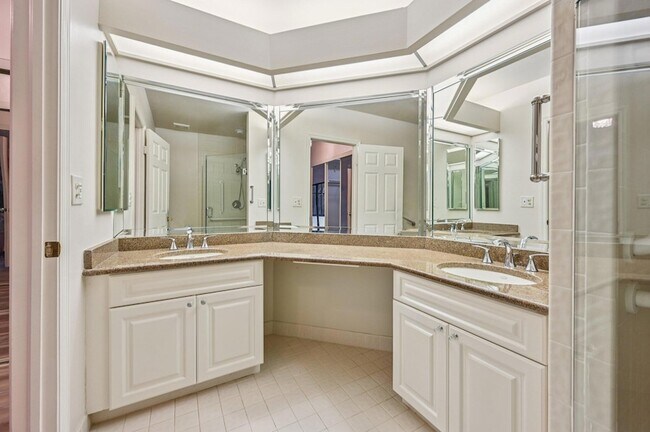 Building Photo - 1103 Duncan Cir