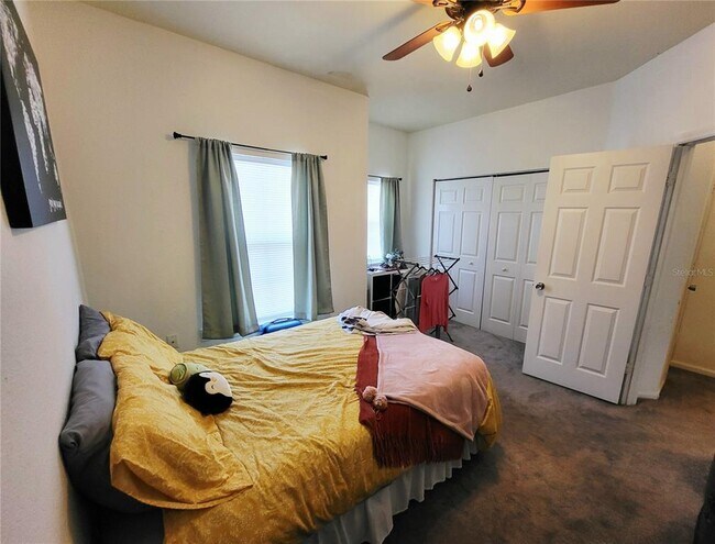 Building Photo - 4961 NW 43rd Ave