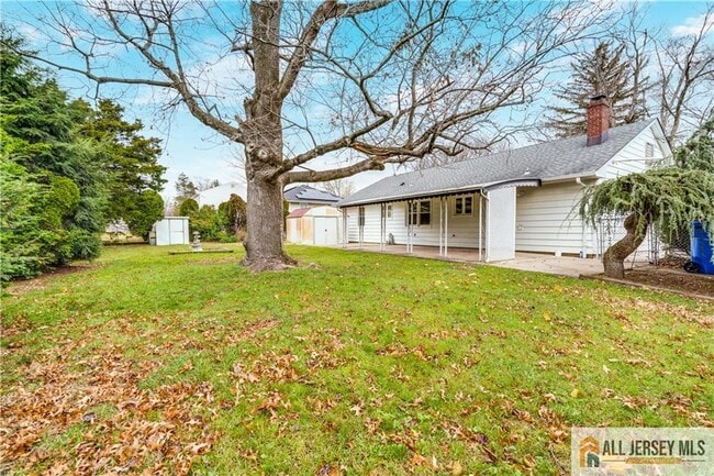 Building Photo - 1474 Huron Rd