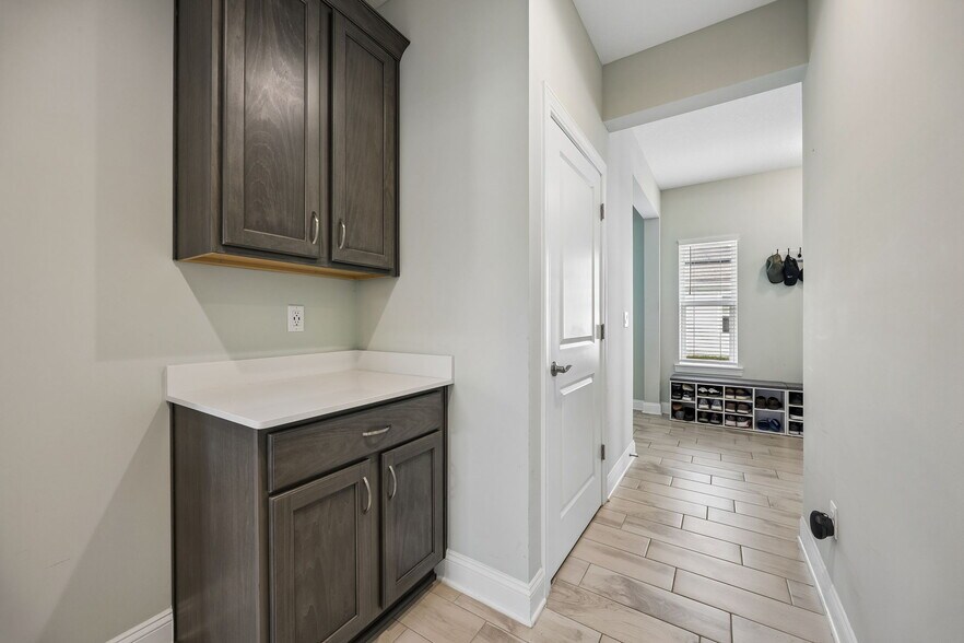 Building Photo - 159 Rose Dew Dr