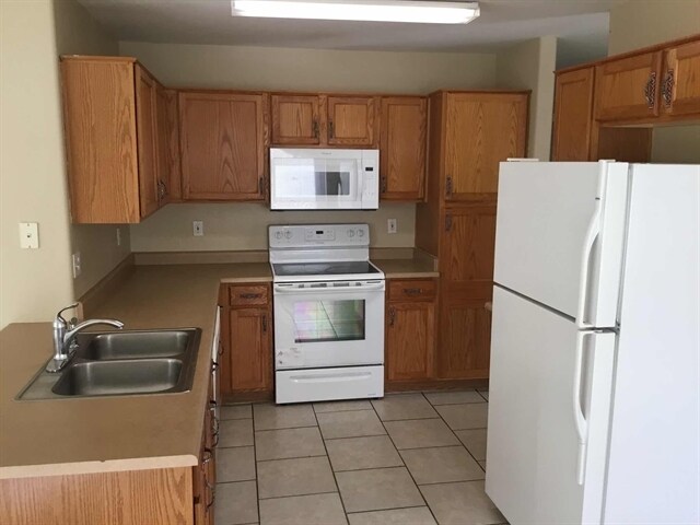 Building Photo - 14916 W Watson Cir