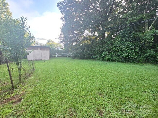Building Photo - 809 Wilbrown Cir
