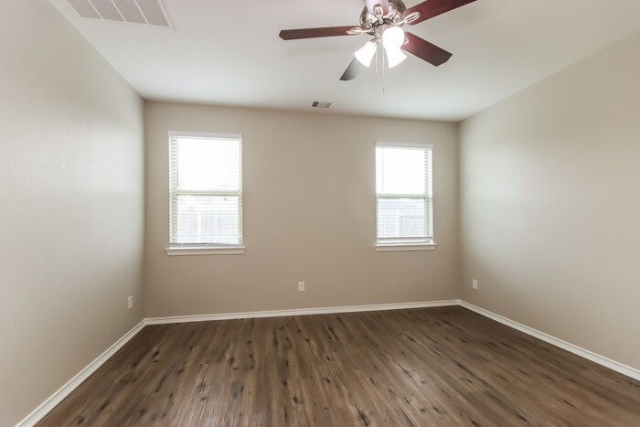 Building Photo - 9026 Sweet Blue Jasmine Ln
