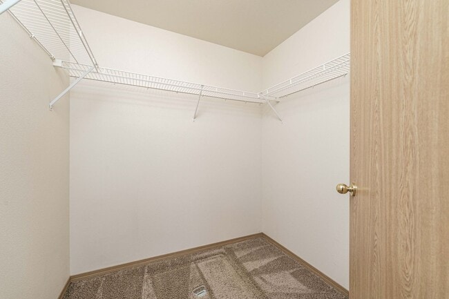Building Photo - Bright Single-Level Vancouver Home with Garage, In-Unit Laundry, and Private Patio