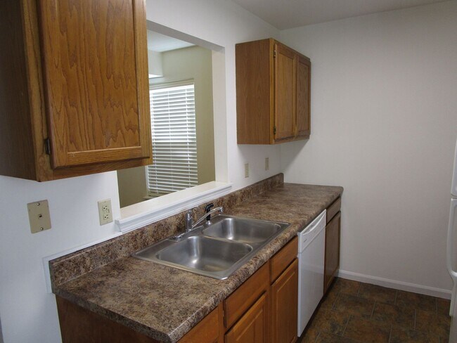 Building Photo - 3519-3521 Prescott Dr.