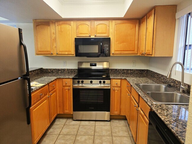 Building Photo - 1st FULL MONTH RENT FREE!!! VERY NICE & AFFORDABLE 2 BED / 2 BATH CONDO – W/D, PATIO, POOL!